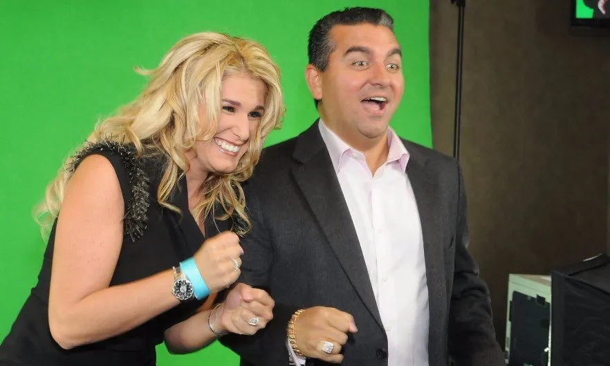 Buddy Valastro making his Action Flipbook in the green screen studio